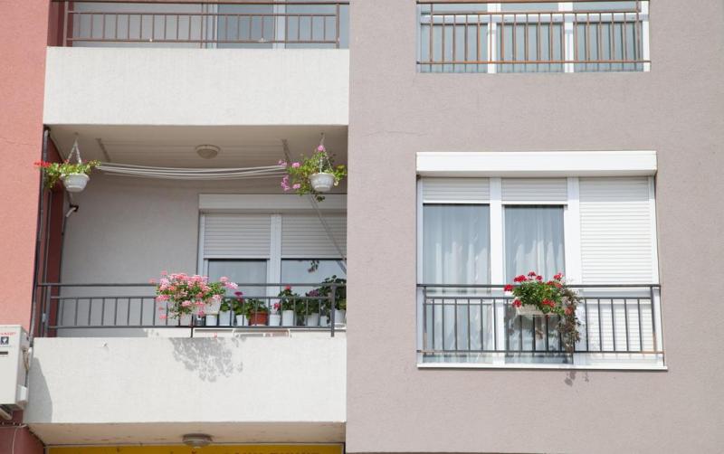 Pourquoi choisir des fen&ecirc;tres en PVC pour votre r&eacute;novation ?