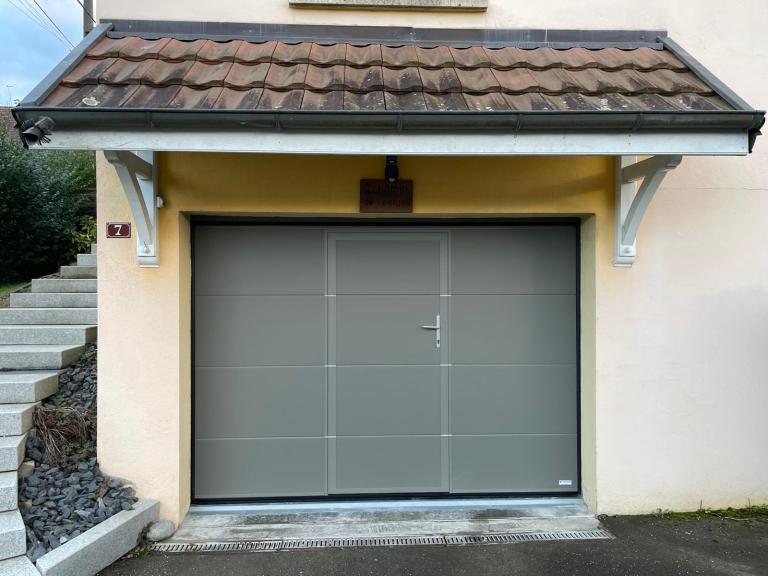 Les portes de garage Aludoor : robustesse et performance